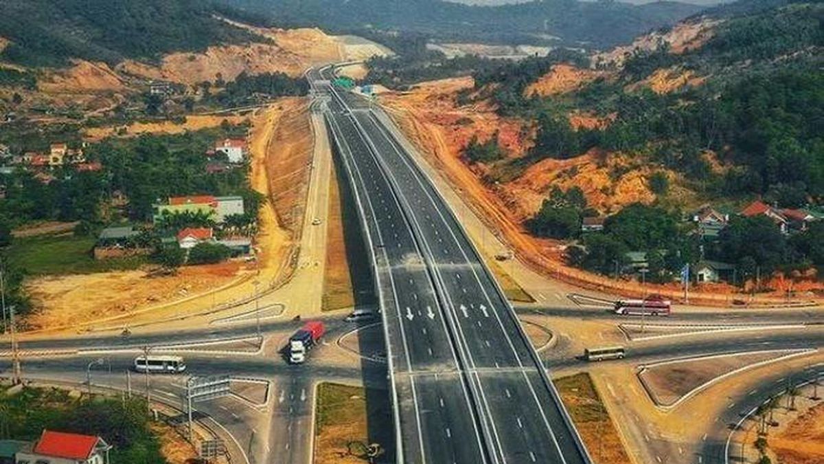 [VIDEO] Khánh Hòa thông xe 20km đầu cao tốc nối Buôn Ma Thuột sáng 28/5 - Báo Tri thức &amp; Cuộc sống