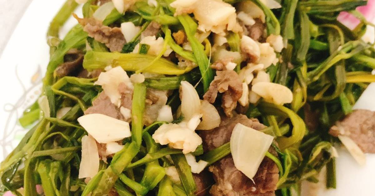 Trâu xào rau muống