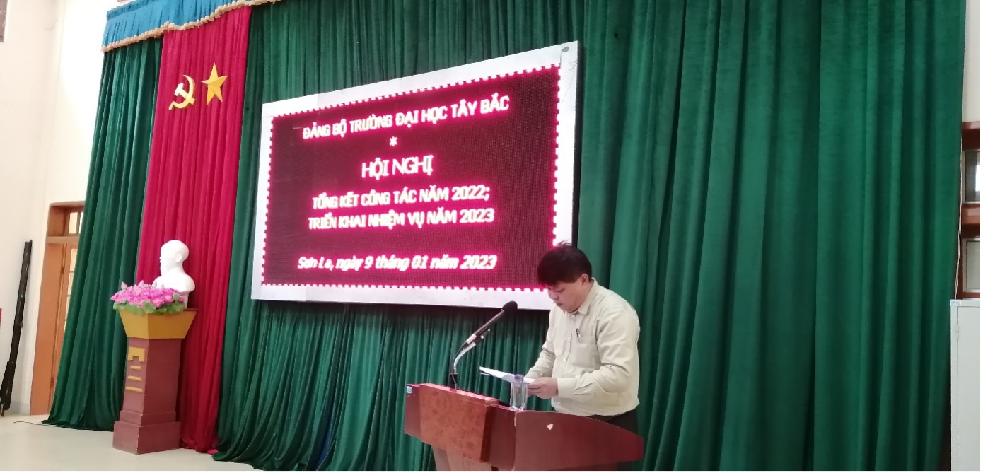 Hội nghị Tổng kết công tác Đảng năm 2022 và Triển khai nhiệm vụ năm 2023 tại Trường Đại học Tây Bắc