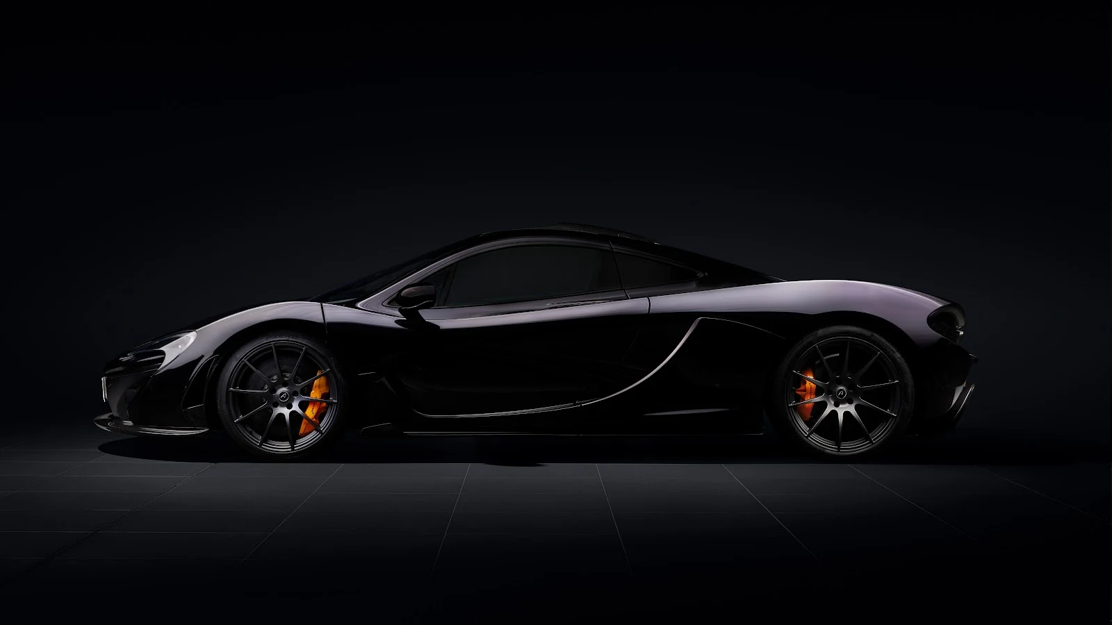 Black McLaren P1 Studio Shot - Studio Product Photography 8K Wallpaper (7680x4320)