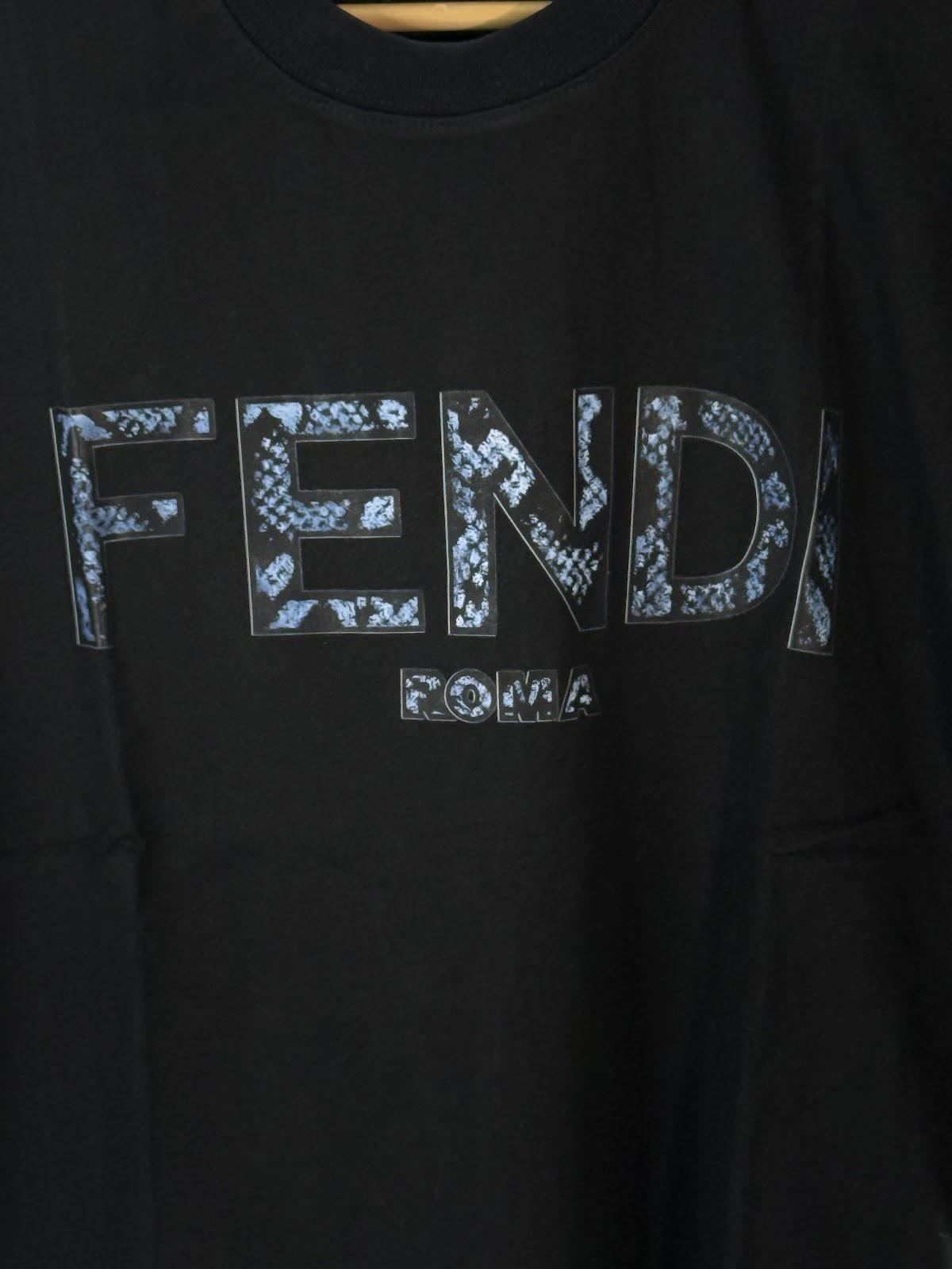 Camisa_Fendi_Preta_V2 - Imagem 2