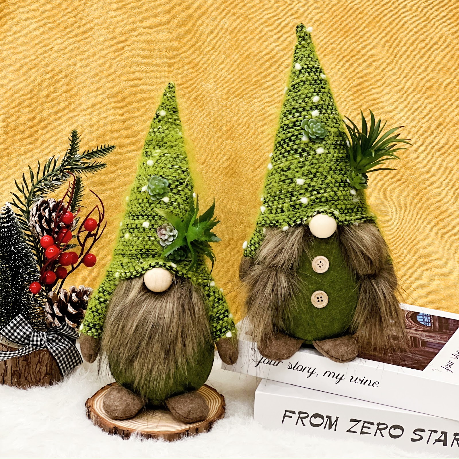 Weihnachtswichtel mit Sukkulenten-Design