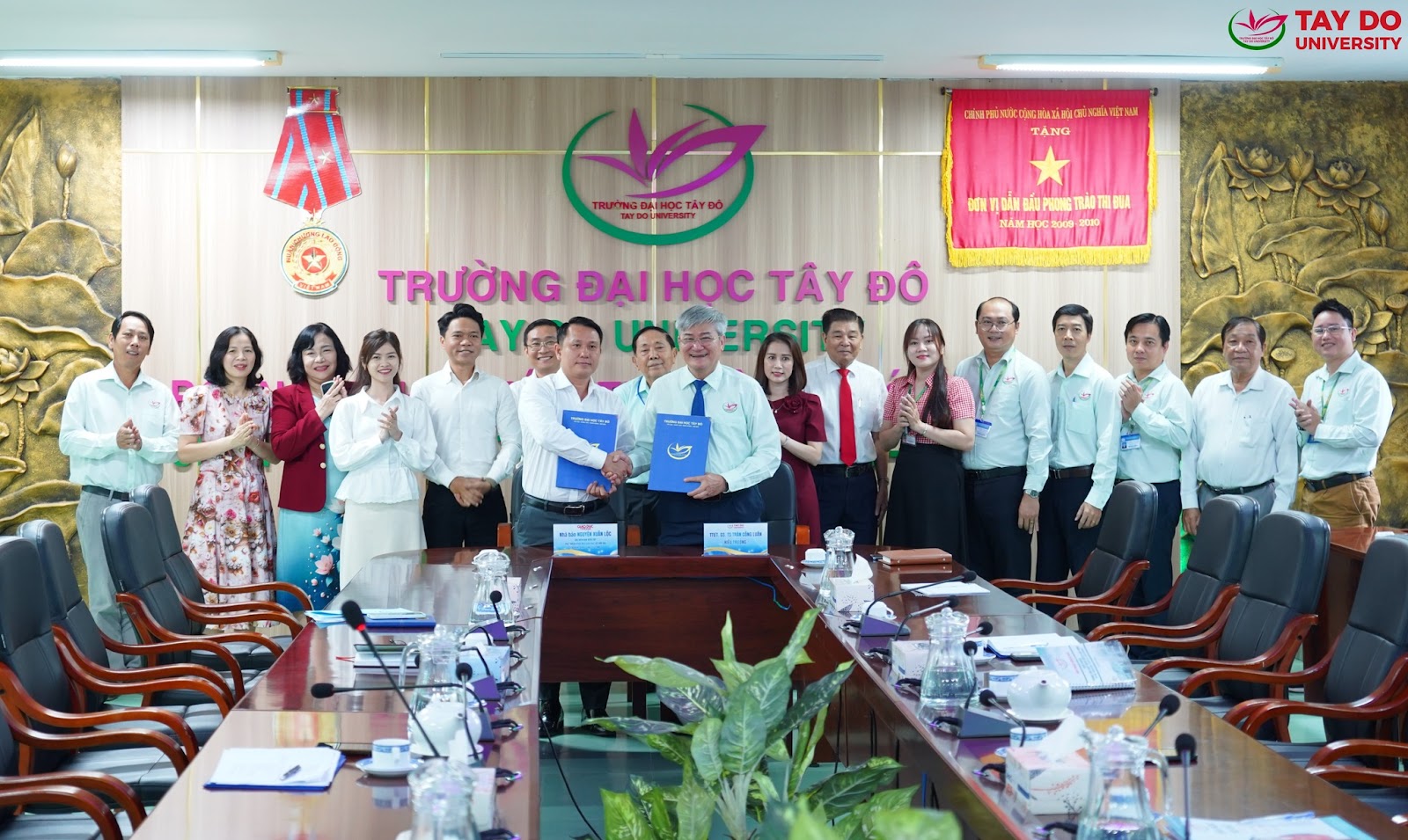 TRƯỜNG ĐẠI HỌC TÂY  KÝ KẾT HỢP TÁC TRUYỀN THÔNG VỚI BÁO GIÁO DỤC THỜI ĐẠI