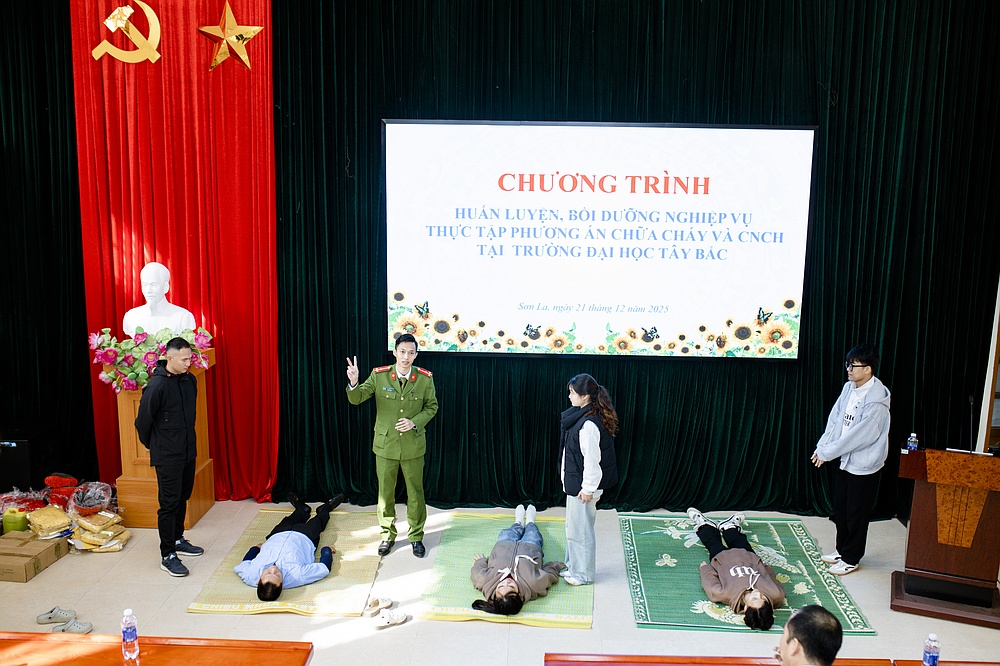 Trường Đại học Tây Bắc tổ chức thành công Chương trình huấn luyện, bồi dưỡng nghiệp vụ, thực tập phương án chữa cháy và cứu nạn, cứu hộ