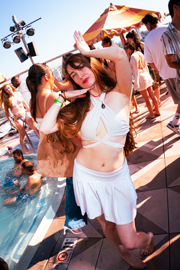 Phantoms - Pool Party photo 25