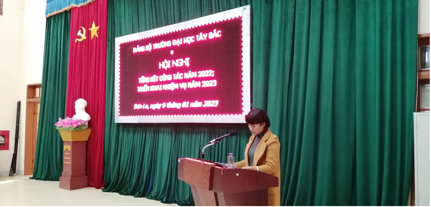 Hội nghị Tổng kết công tác Đảng năm 2022 và Triển khai nhiệm vụ năm 2023 tại Trường Đại học Tây Bắc