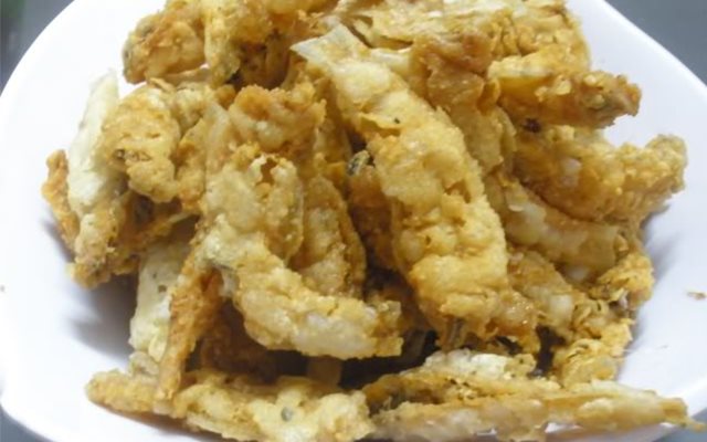 Cá Cơm Chiên Bột