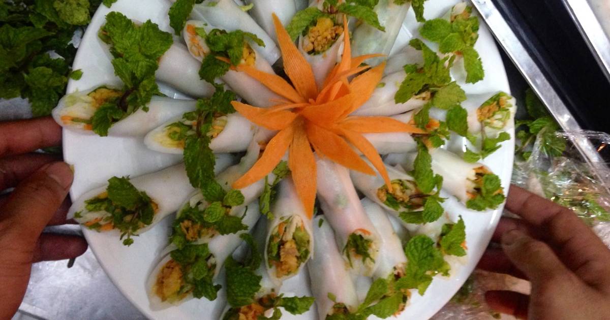Phở quấn nhân tôm mực