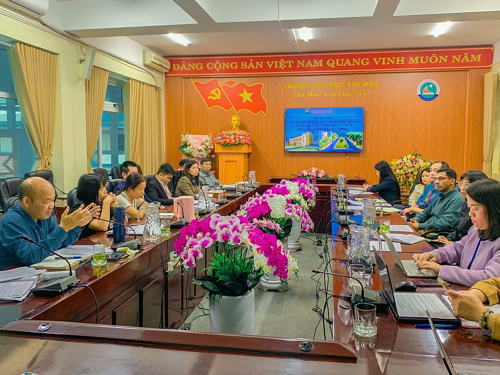 Trường Đại học Tây Bắc đón tiếp và làm việc với đoàn  Chuyên gia Trường Đại học Adelaide (Australia) và viện  Khoa học kỹ thuật nông lâm miền núi phía bắc