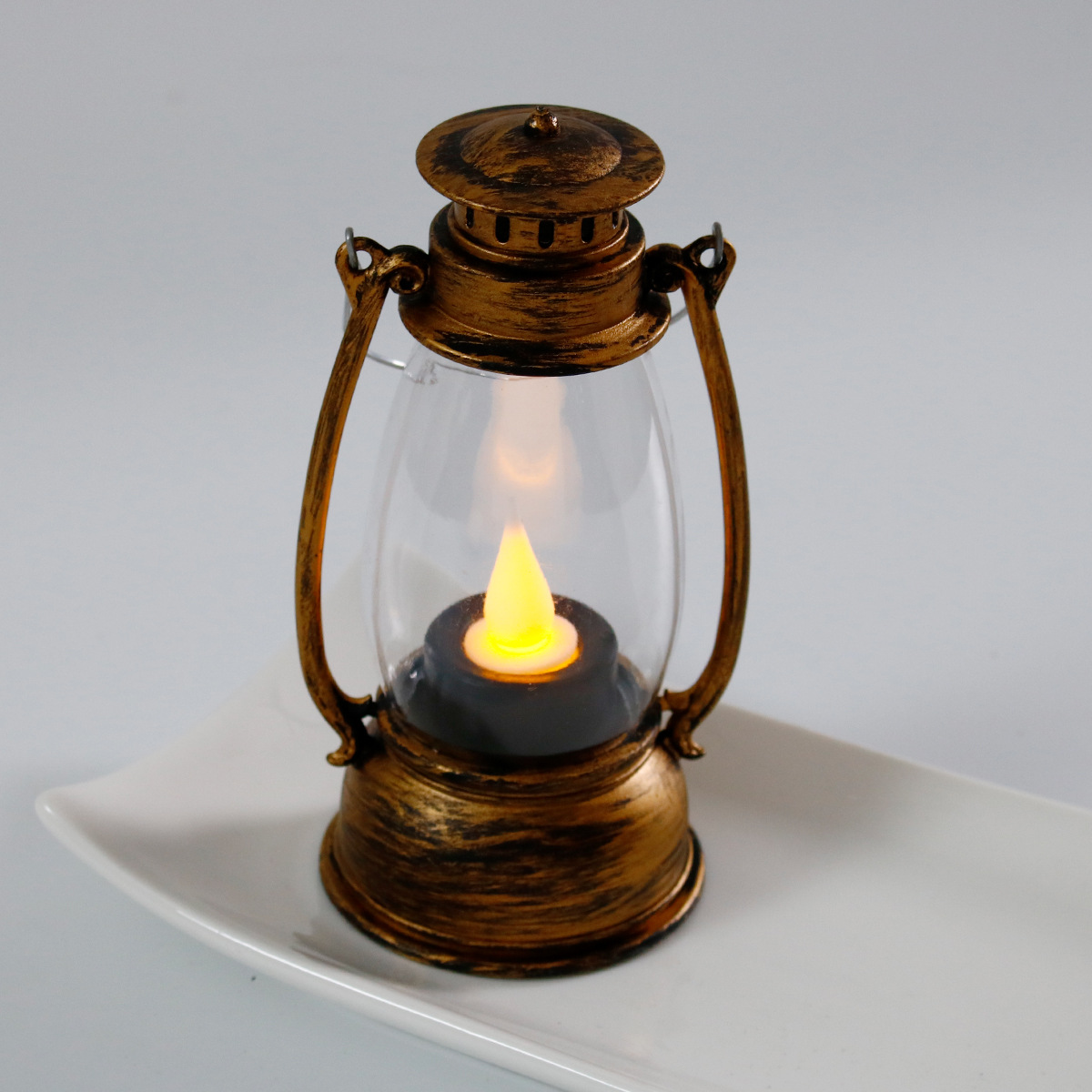 Mini LED Lantern in Vintage Style