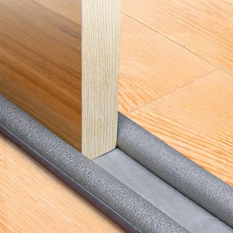 Door bottom seal, universally adjustable
