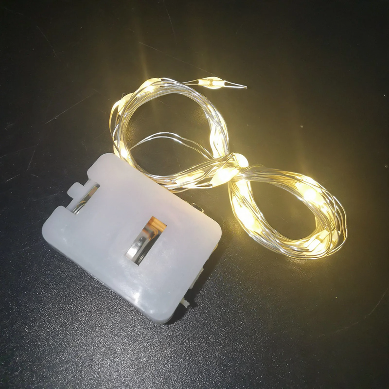 LED-Lichterkette mit Batteriekasten