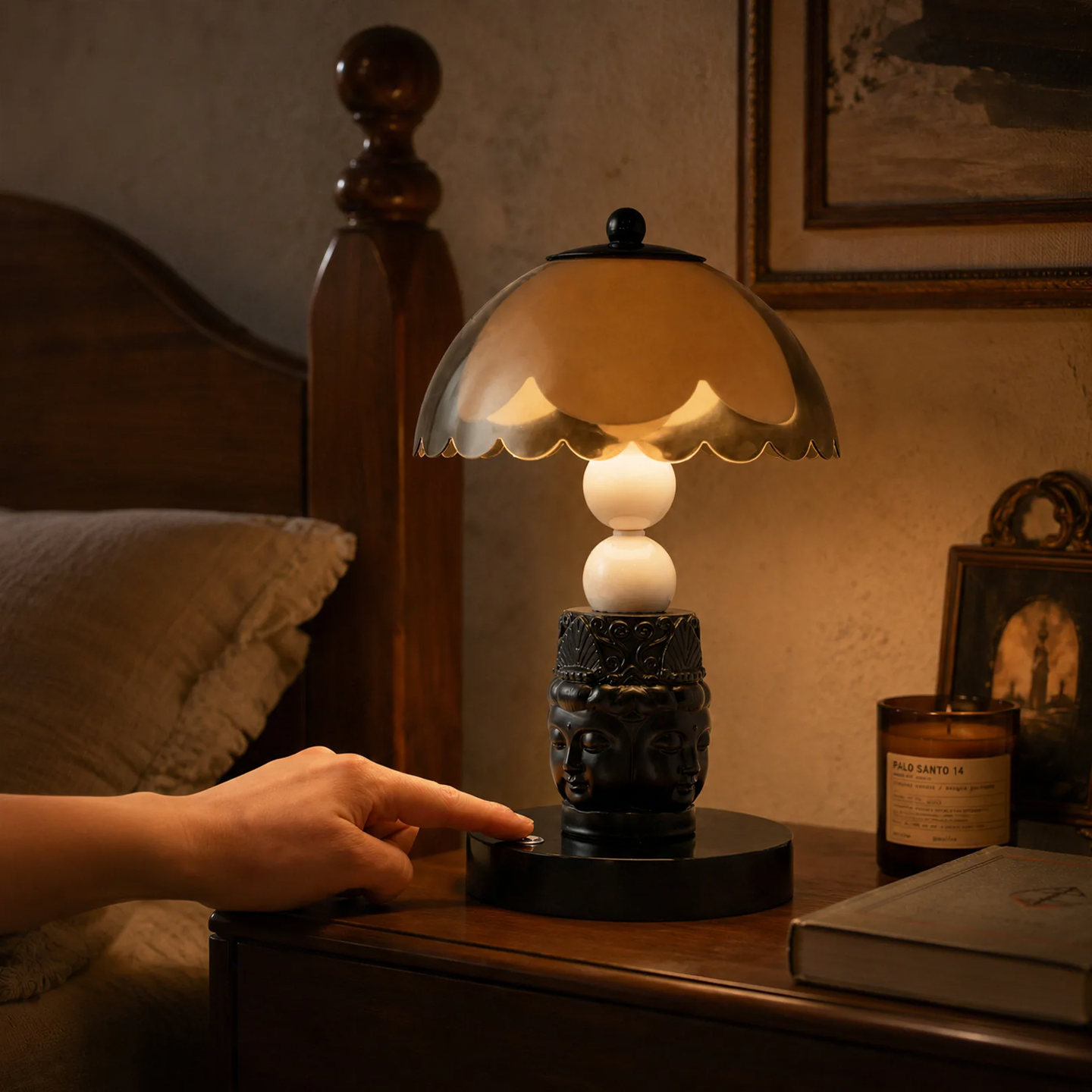 Bedside lamp with face motif, dimmable