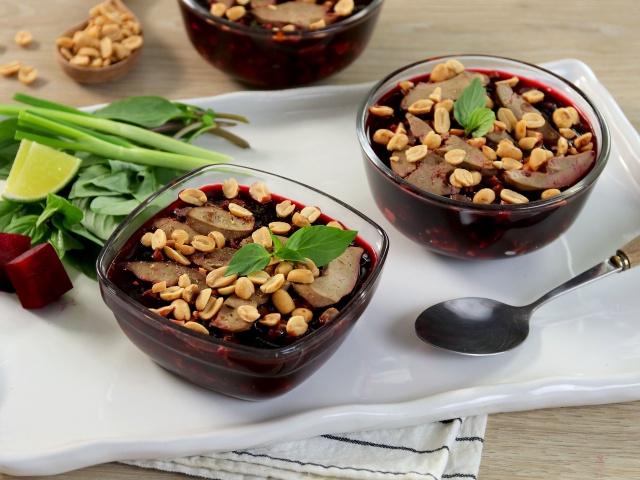 Tiết Canh Củ Dền