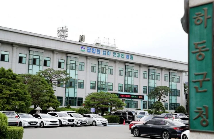섹션 1 이미지