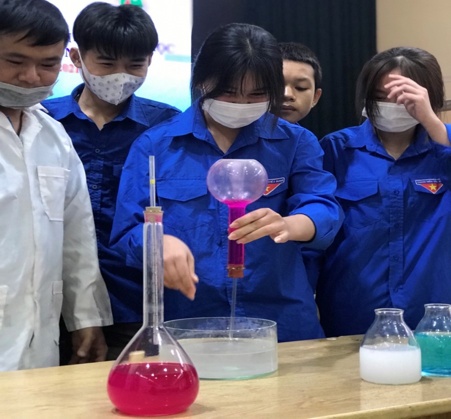 Bộ môn Hóa học, Khoa Khoa học Tự nhiên - Công nghệ tổ chức hoạt động kết nối và phục vụ cộng đồng năm học 2021 - 2022