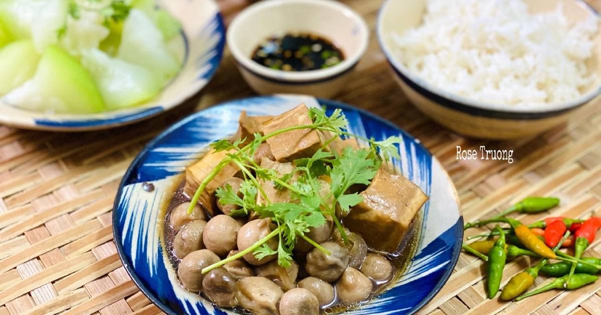 Đậu Hủ Kho Nấm Rơm