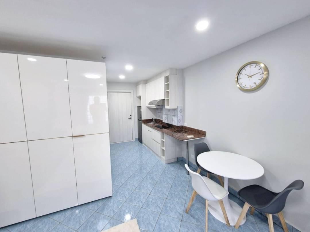 Zire A - 2 Bed, Floor 14 3