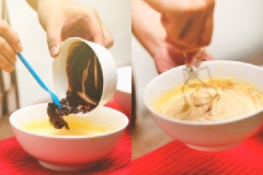 Cho hỗn hợp chocolate vào tô lòng đỏ trứng và trộn đều. Tiếp tục cho lòng trắng trứng vào trộn đều.