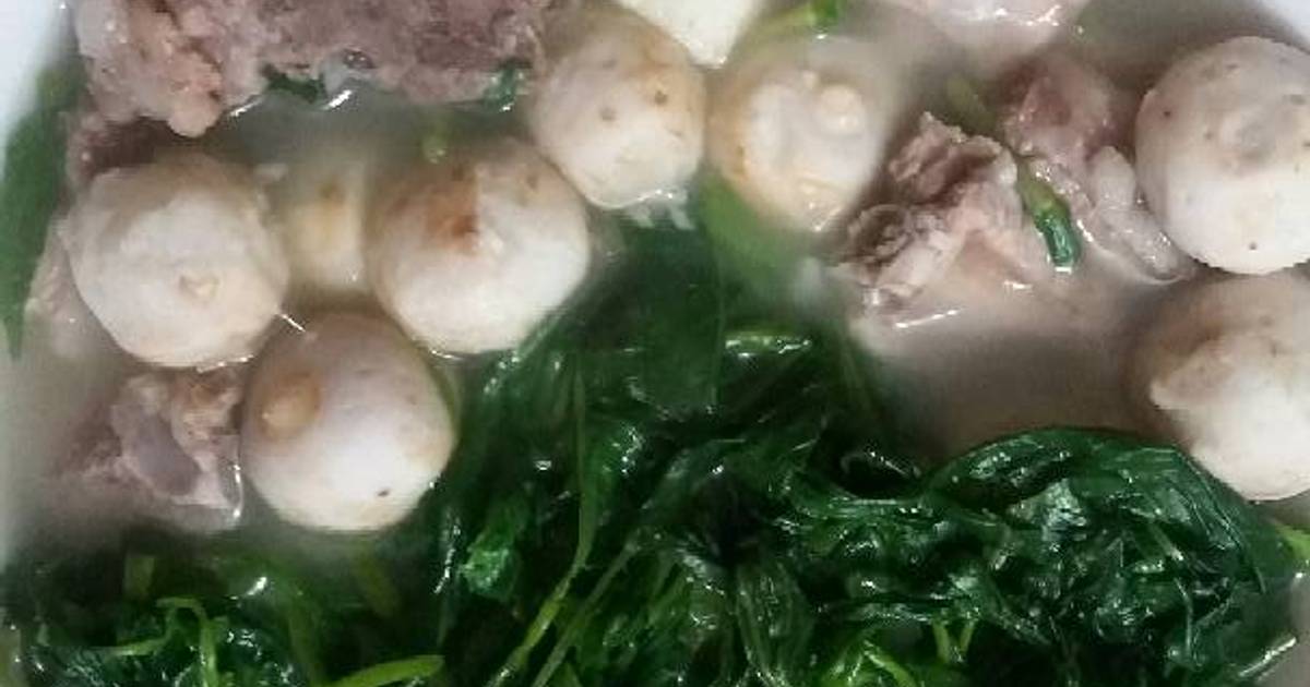 Canh khoai sọ rau muống