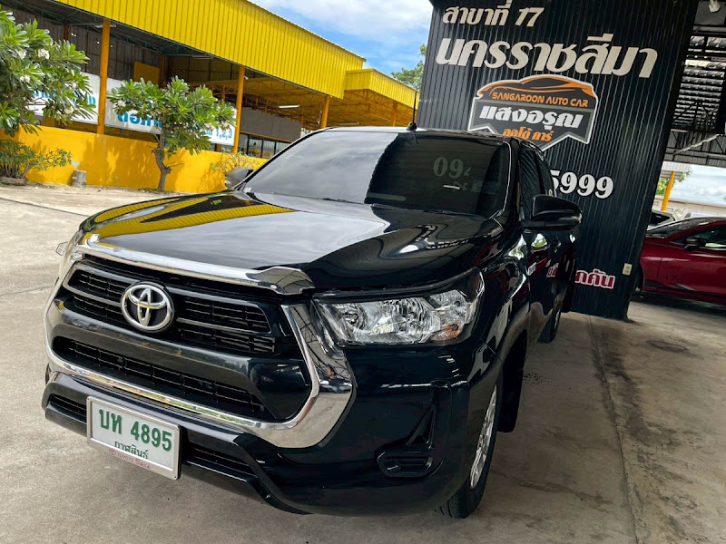 TOYOTA HILUX REVO