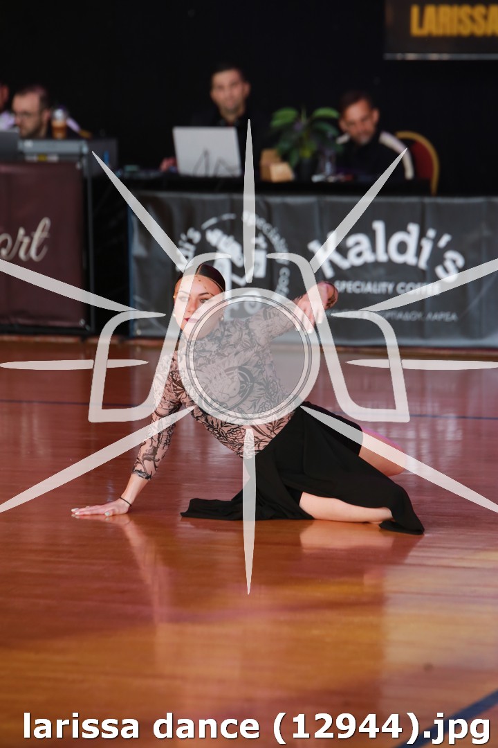 larissa dance (12944).jpg