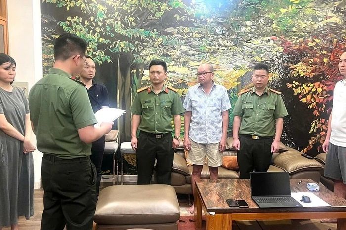 Lạng Sơn phá đường dây vận chuyển trái phép gần 90 tấn chất phóng xạ - Báo Tri thức &amp; Cuộc sống