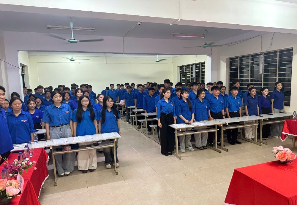 K67 Đại học Công nghệ thông tin B tổ chức Đại hội Lớp - Chi đoàn nhiệm kỳ 2026 – 2027