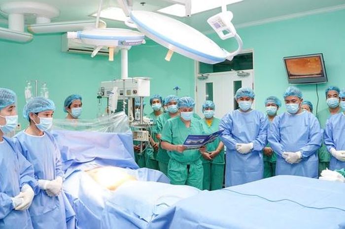 Lay động nghi thức trước ca đại phẫu hiến tạng cứu sống 6 bệnh nhân - Tạp chí Người Đưa Tin