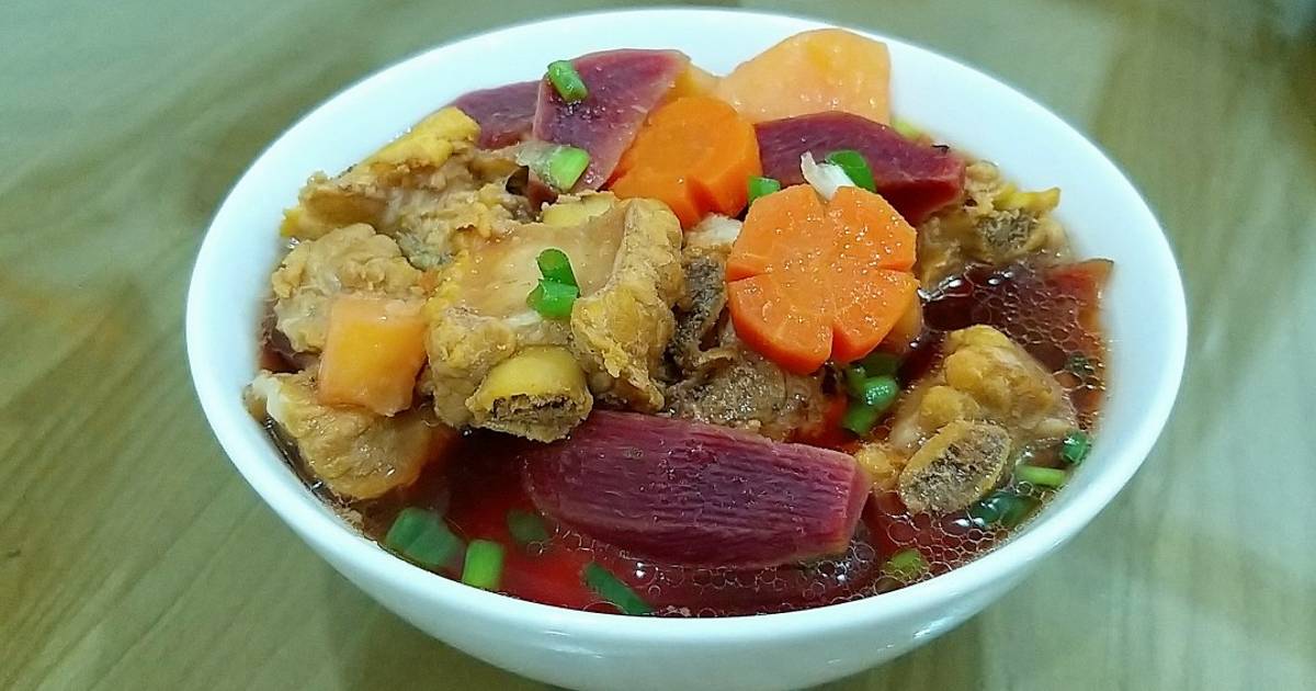 Canh củ dền sườn non