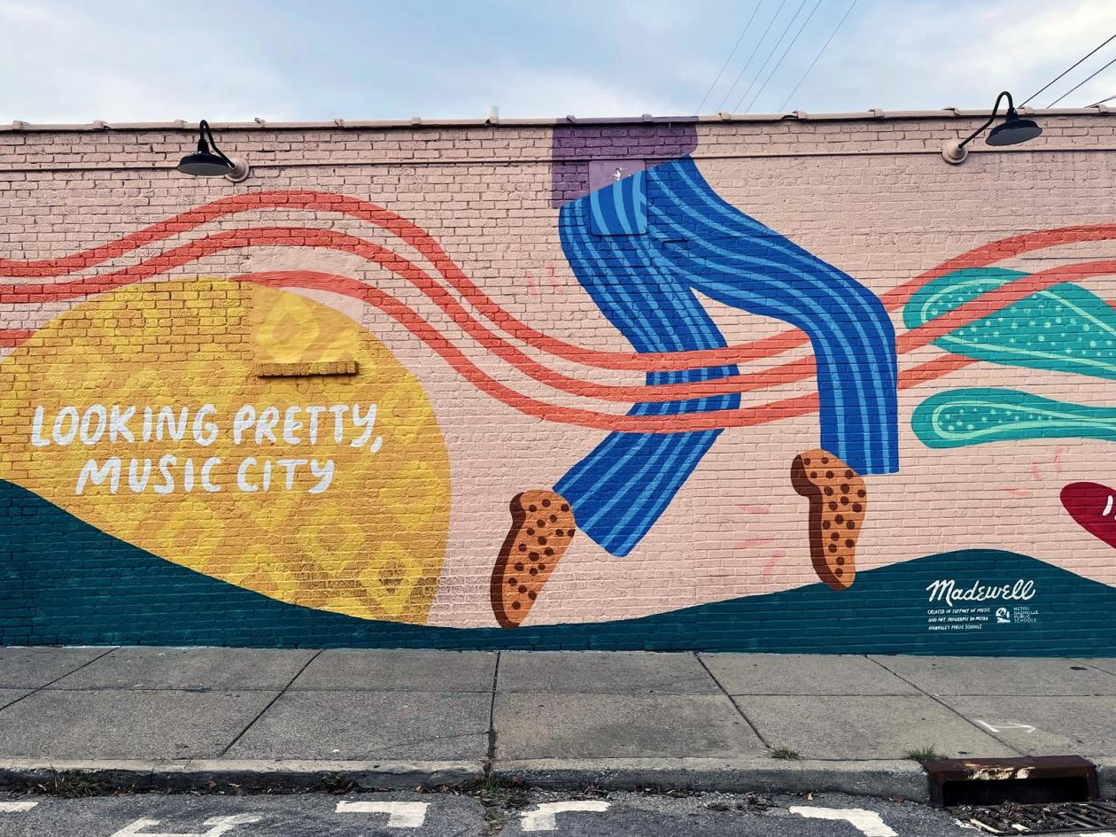 Looking Pretty Music City