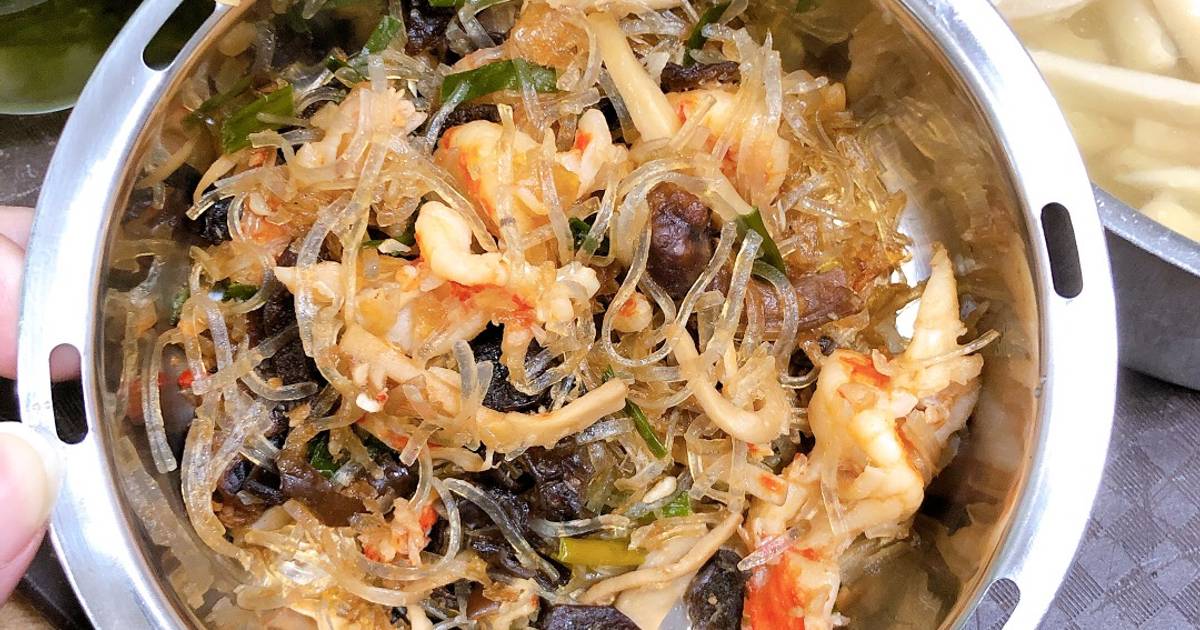 Miến xào tôm, nấm đùi gà
