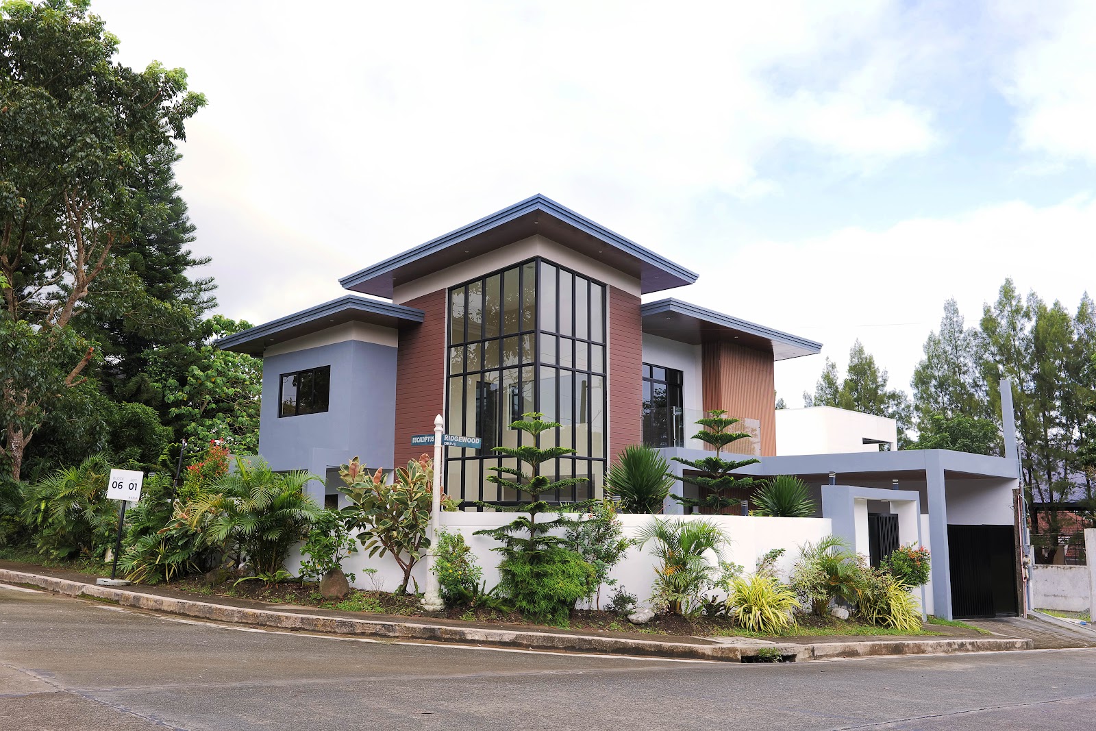 Ridgewood Tagaytay exterior