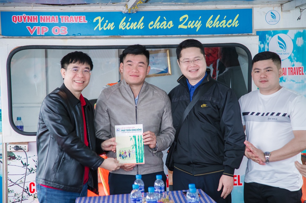 Gặp mặt truyền thống Cán bộ Đoàn các thời kỳ nhân dịp Kỷ niệm 94 năm ngày thành lập Đoàn TNCS Hồ Chí Minh (26/3/1931 - 26/3/2025)