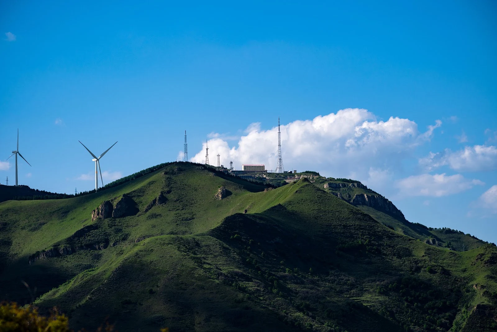 Wind Turbines On Green Mountain - Landscape Photography 5K Wallpaper (6000x4000)