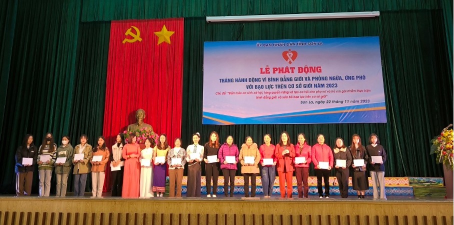 Lễ phát động Tháng hành động vì bình đẳng giới và phòng ngừa, ứng phó với bạo lực trên cơ sở giới năm 2023 tại Trường Đại học Tây Bắc