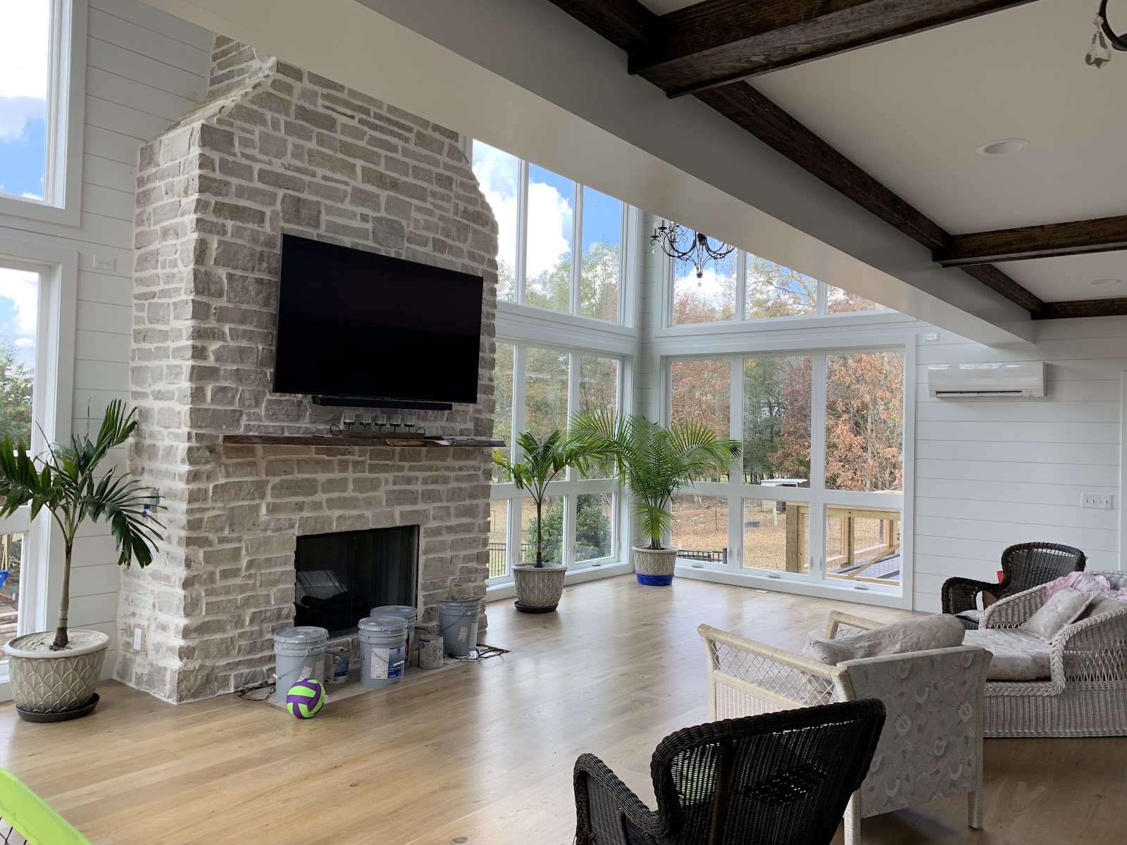 Inspirational Space: Specialty Project in Rural & Scenic Builds (project photo 7)