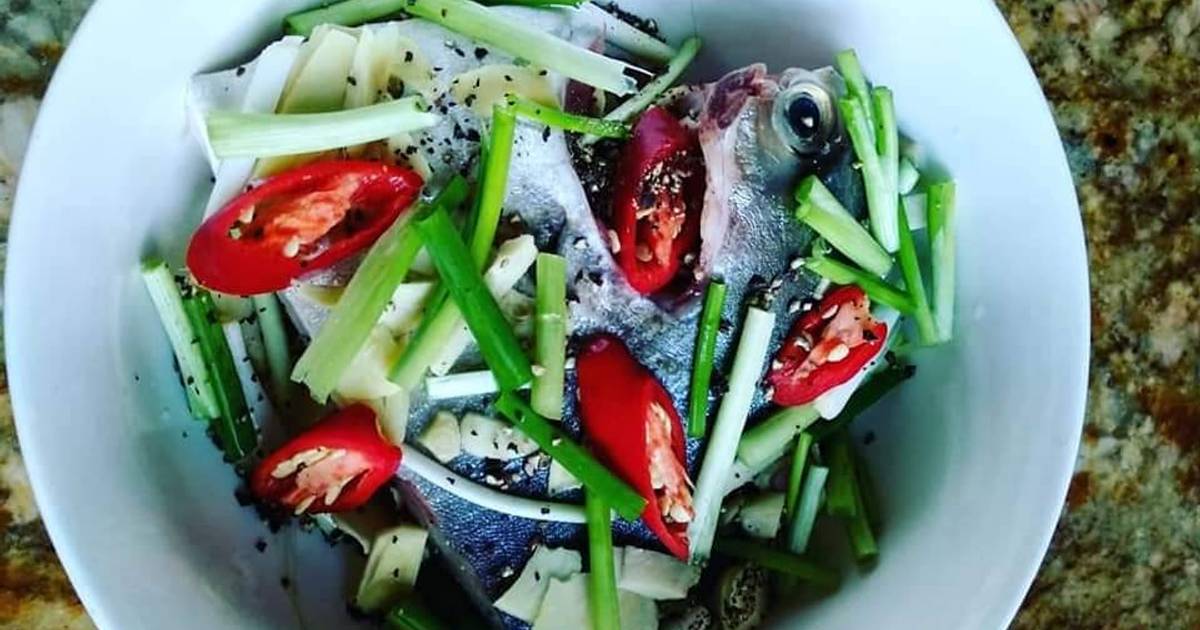 Cá chim hấp hành, gừng