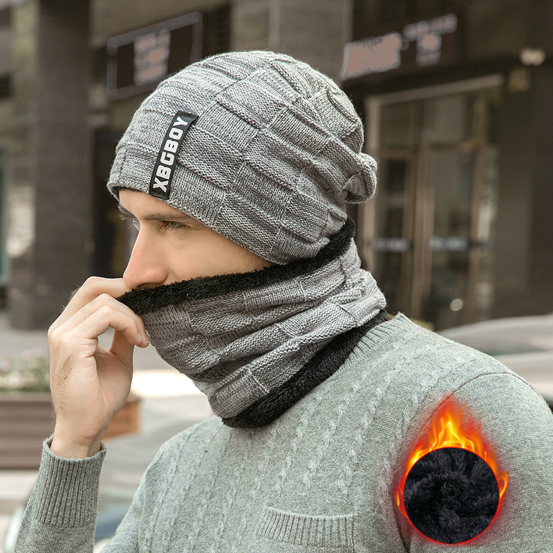 Winter-Strickmütze und Schal Set, gefüttert
