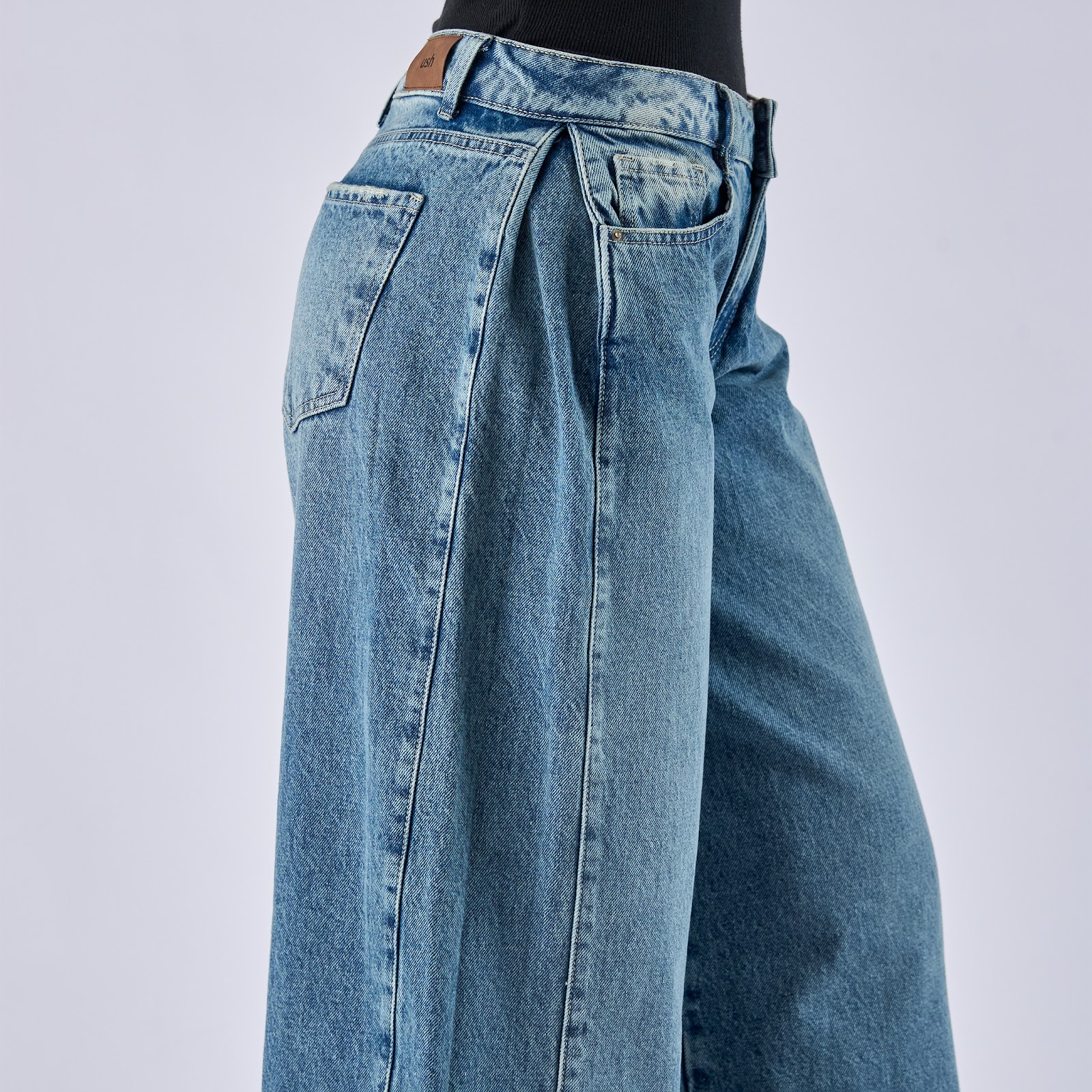 Jean dama wide leg tiro medio rígido - Vista 7