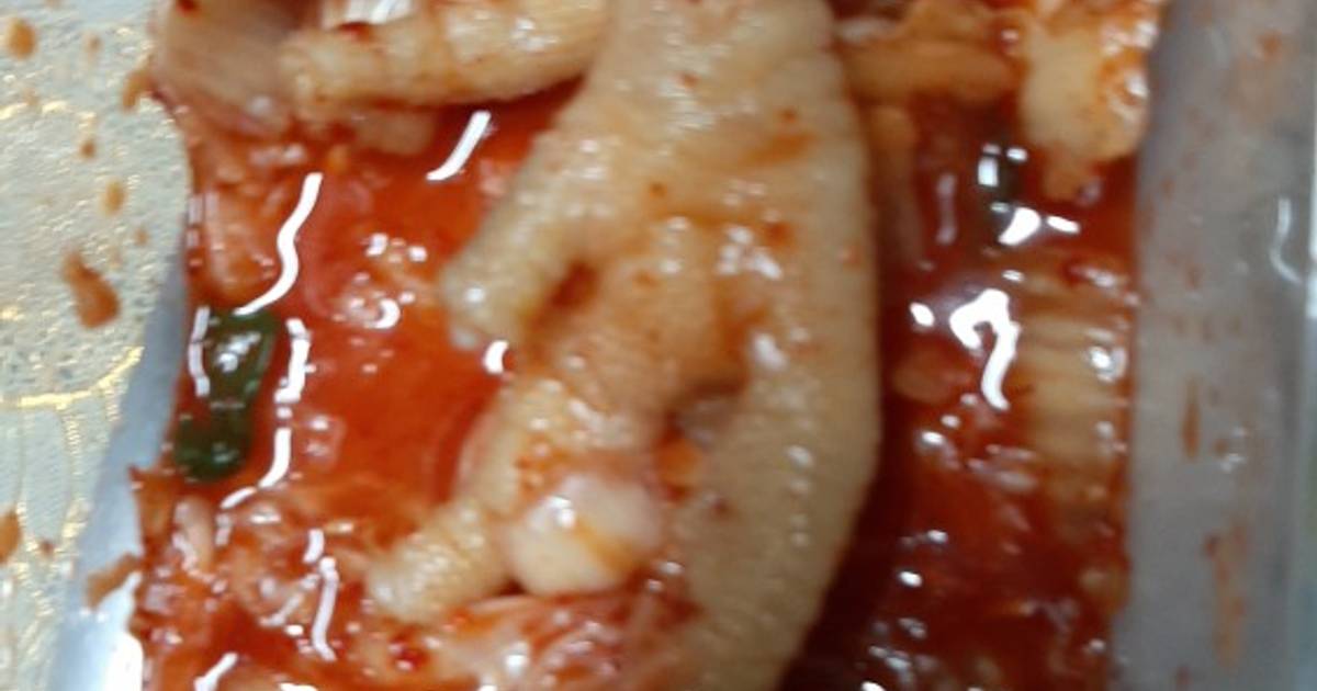 Chân gà trộn sốt kim chi