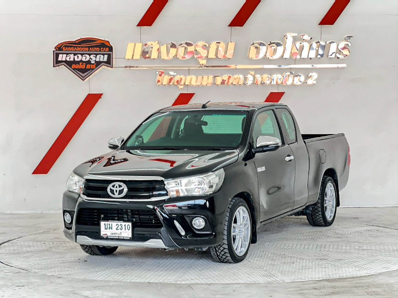 TOYOTA HILUX REVO
