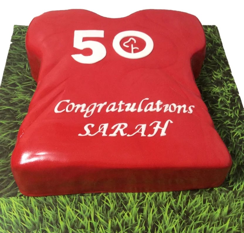 Celebration Cakes CB-NC083