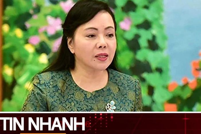 TIN NHANH: Vụ cựu Bộ trưởng Nguyễn Thị Kim Tiến: Tình tiết 2 triệu USD trong vali, thùng carton 'nhờ giúp đỡ' - Báo Tiền Phong