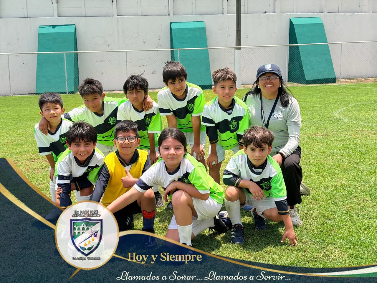 Estudiantes de preprimaria y primaria