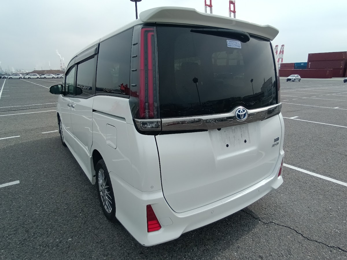 Toyota Esquire