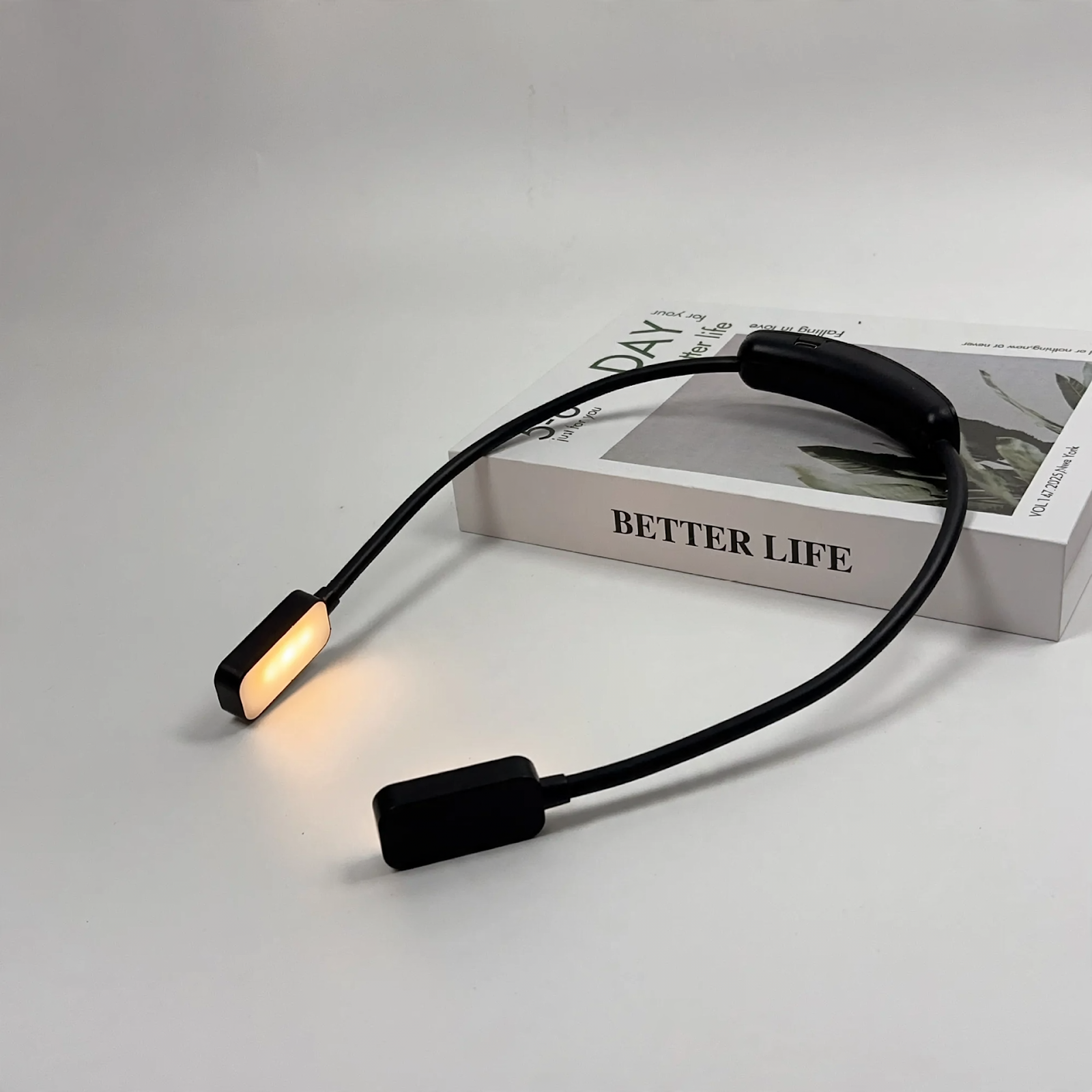 Portable Neck Light for Versatile Use