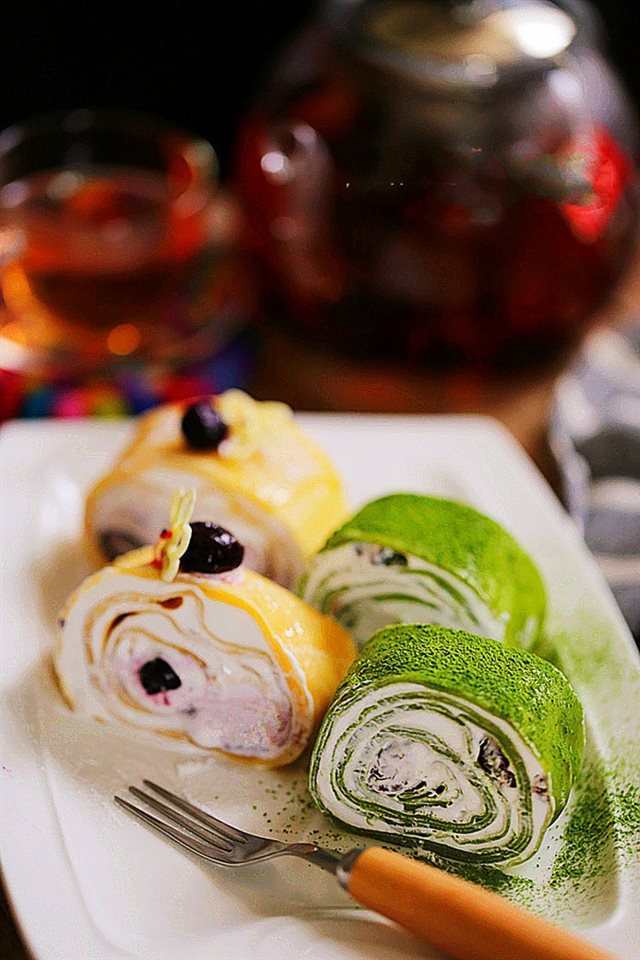 Bánh Crepe Cuộn Kem