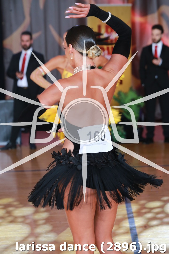 larissa dance (2896).jpg