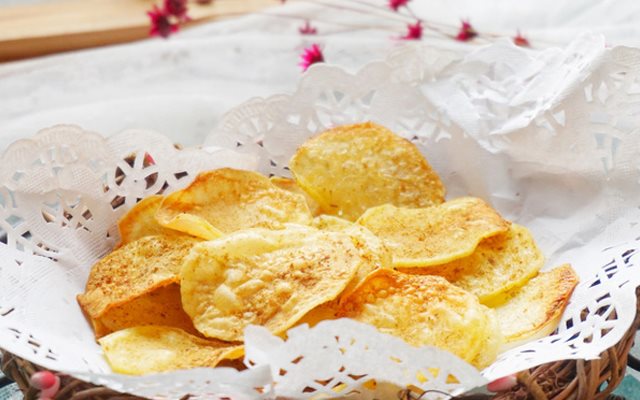 Snack Khoai Tây Nướng Bột Thì Là